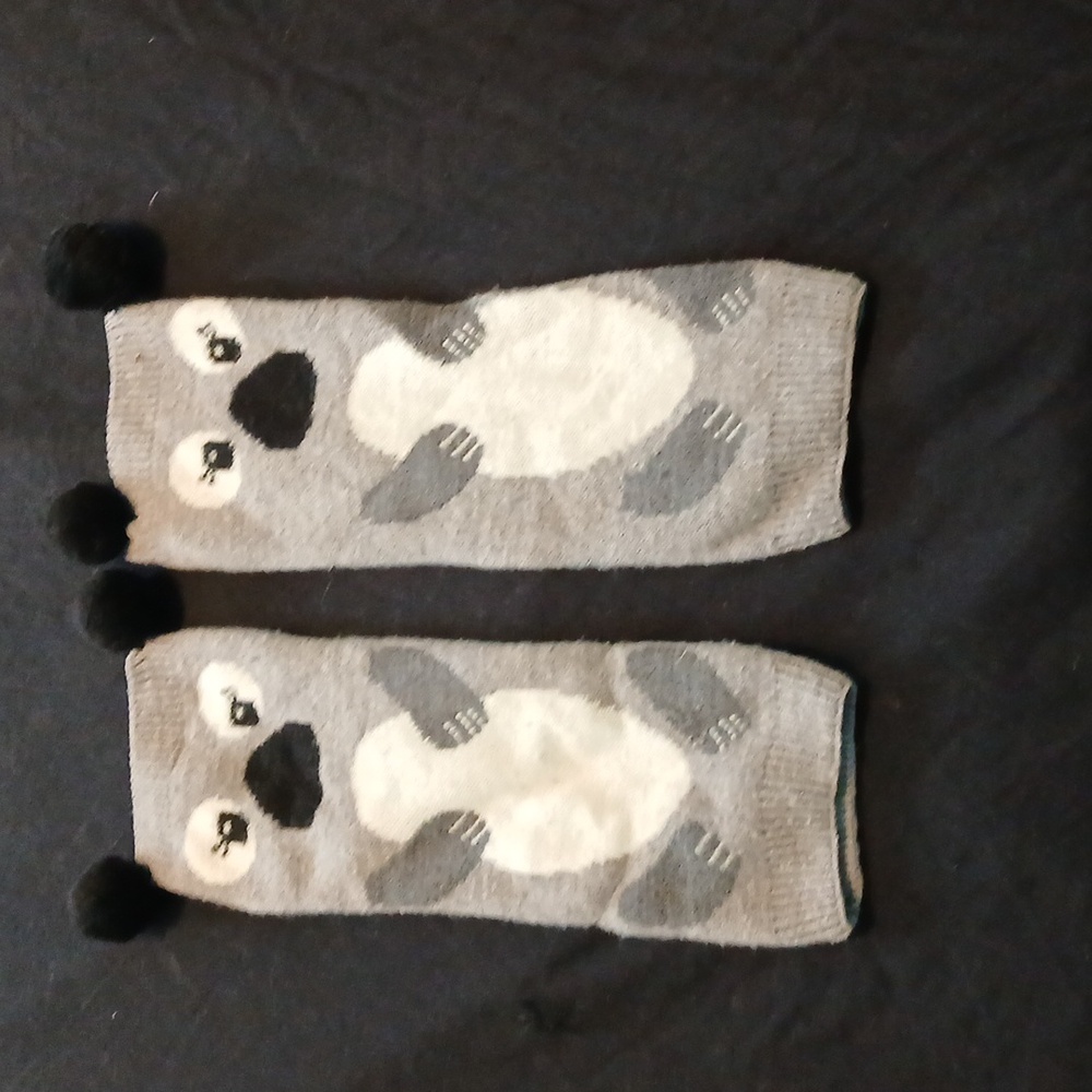 Koala pompom leg warmers